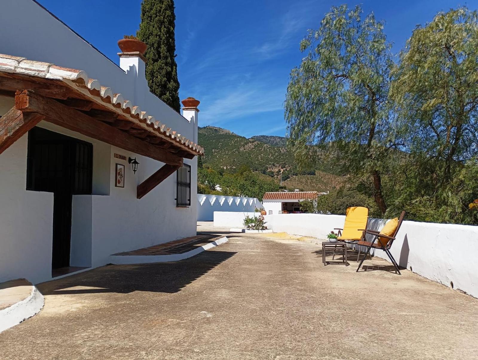Complejo Rural Los Alcornoquillos Carratraca Exterior photo